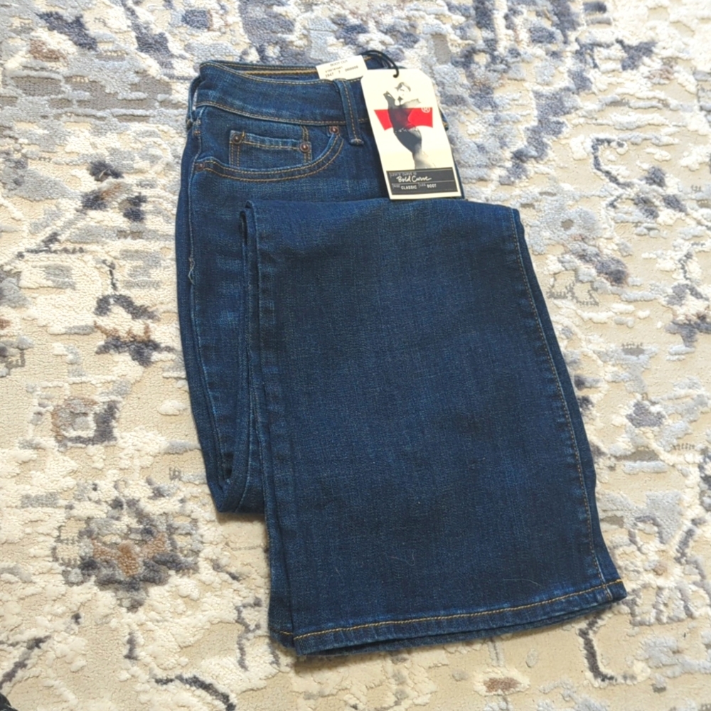 Levis Bold Curve Boot Cut Jeans